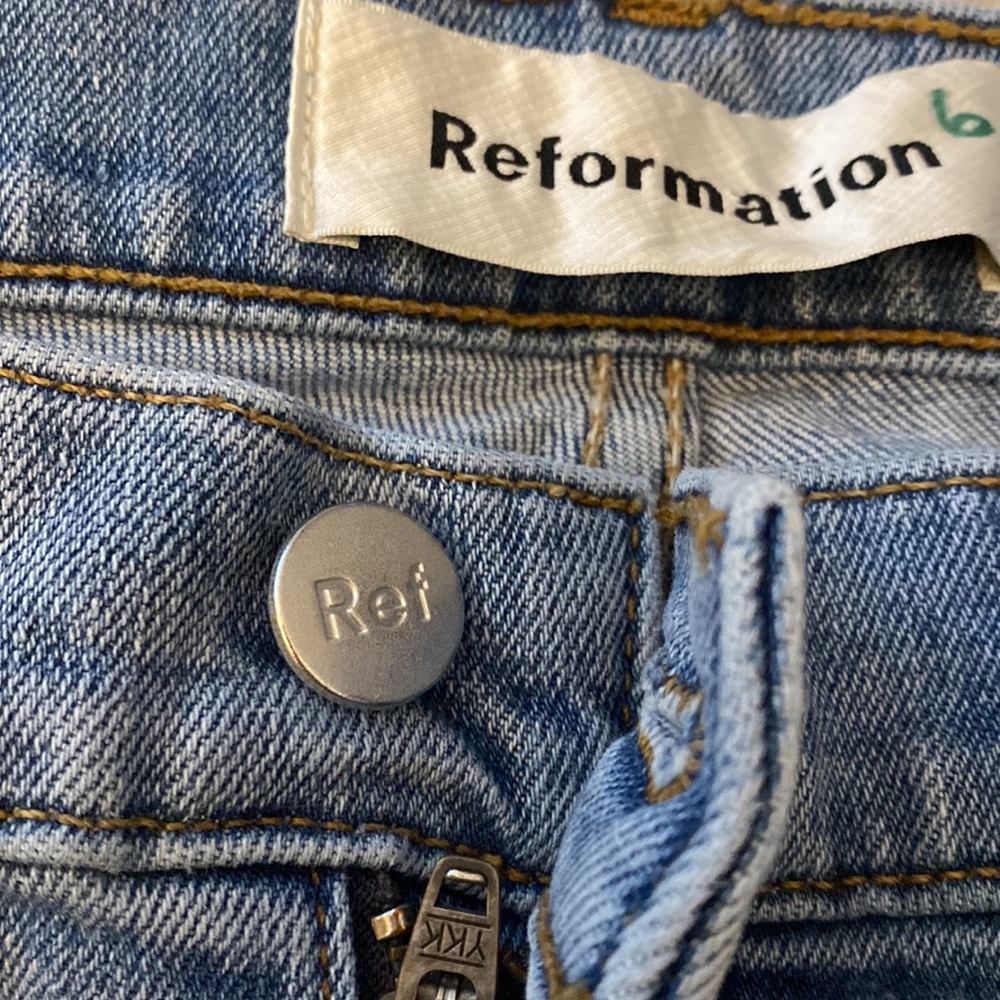 Reformation Denim Cynthia High Relaxed - Picture 3 of 8